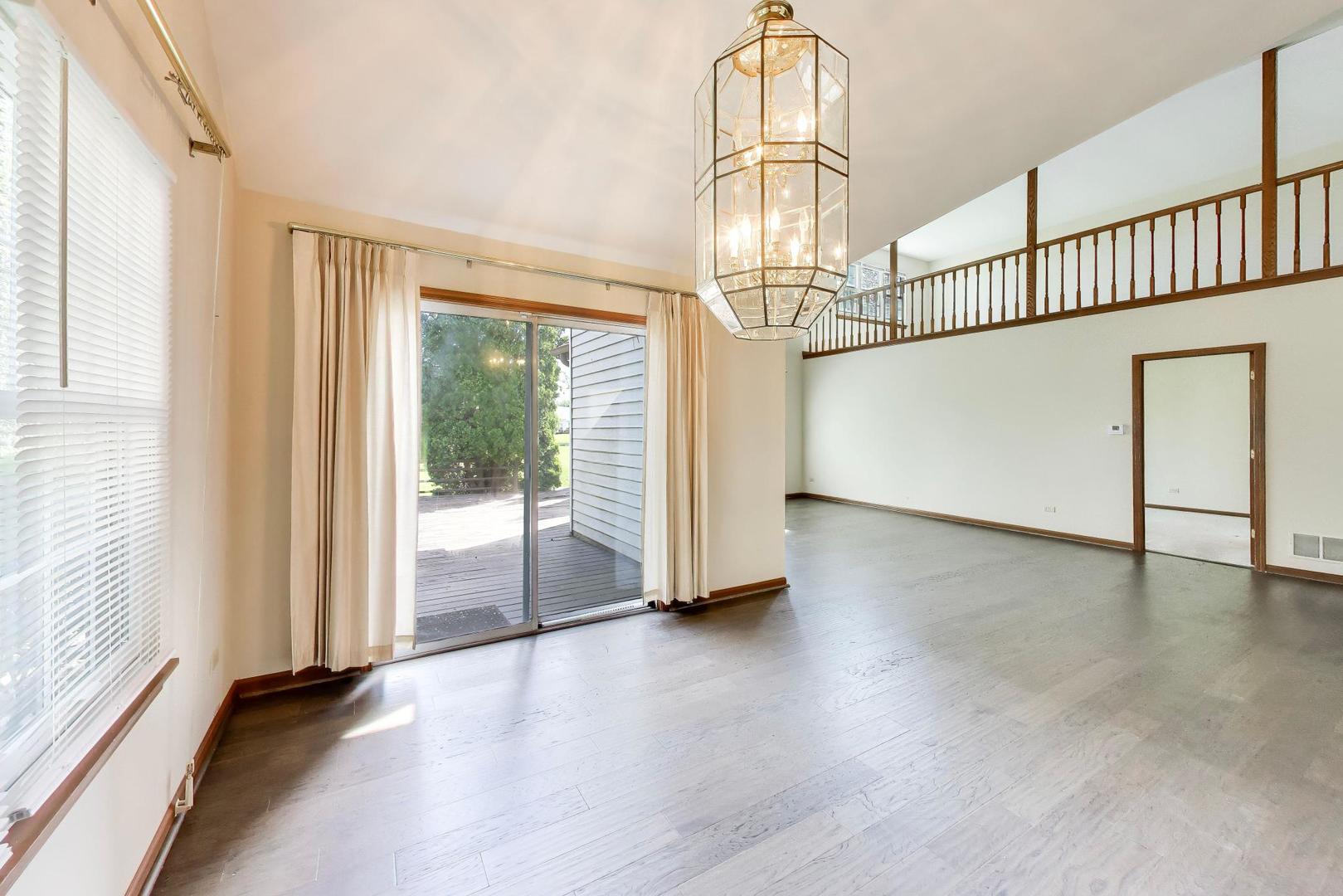 21040 W Hazelnut Lane