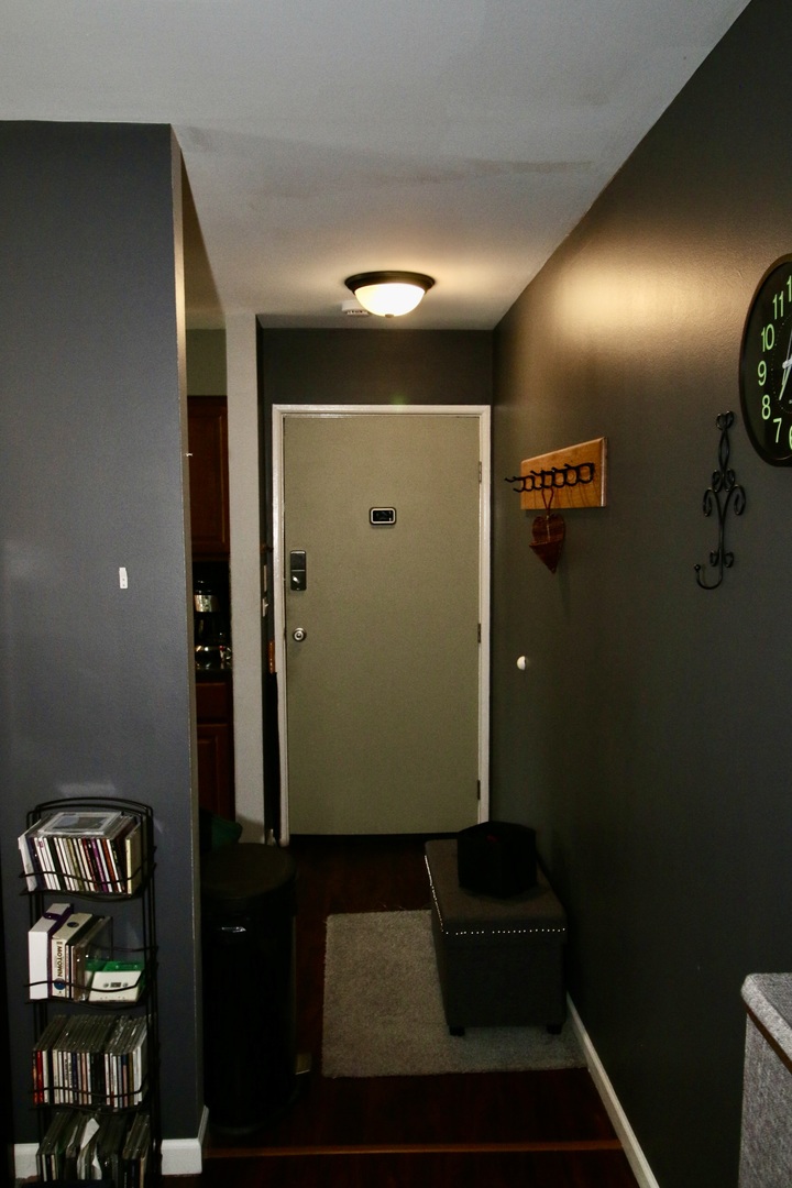 3012 Roberts Drive Unit: 5