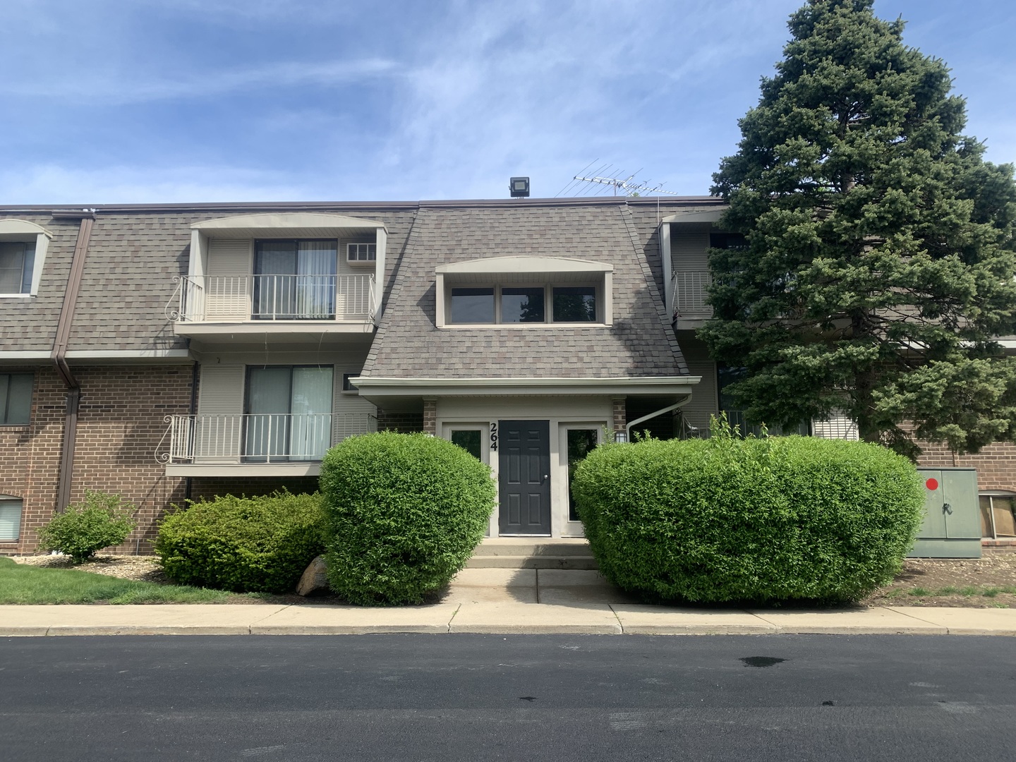 264 E Bailey Road Unit: L