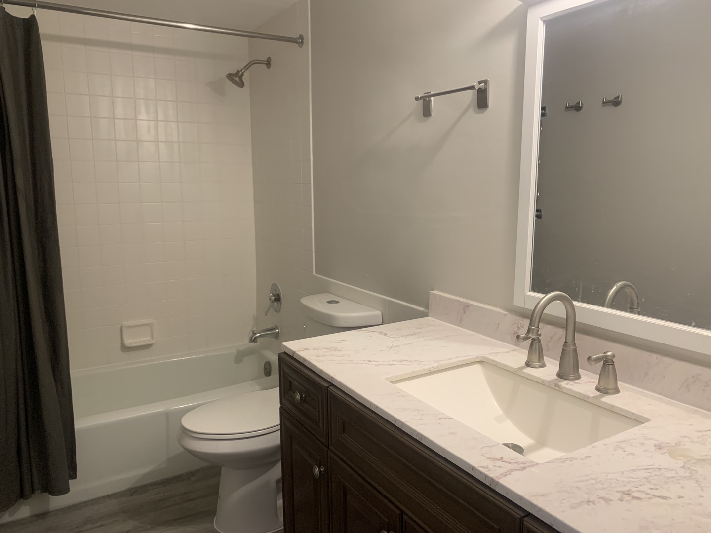264 E Bailey Road Unit: L