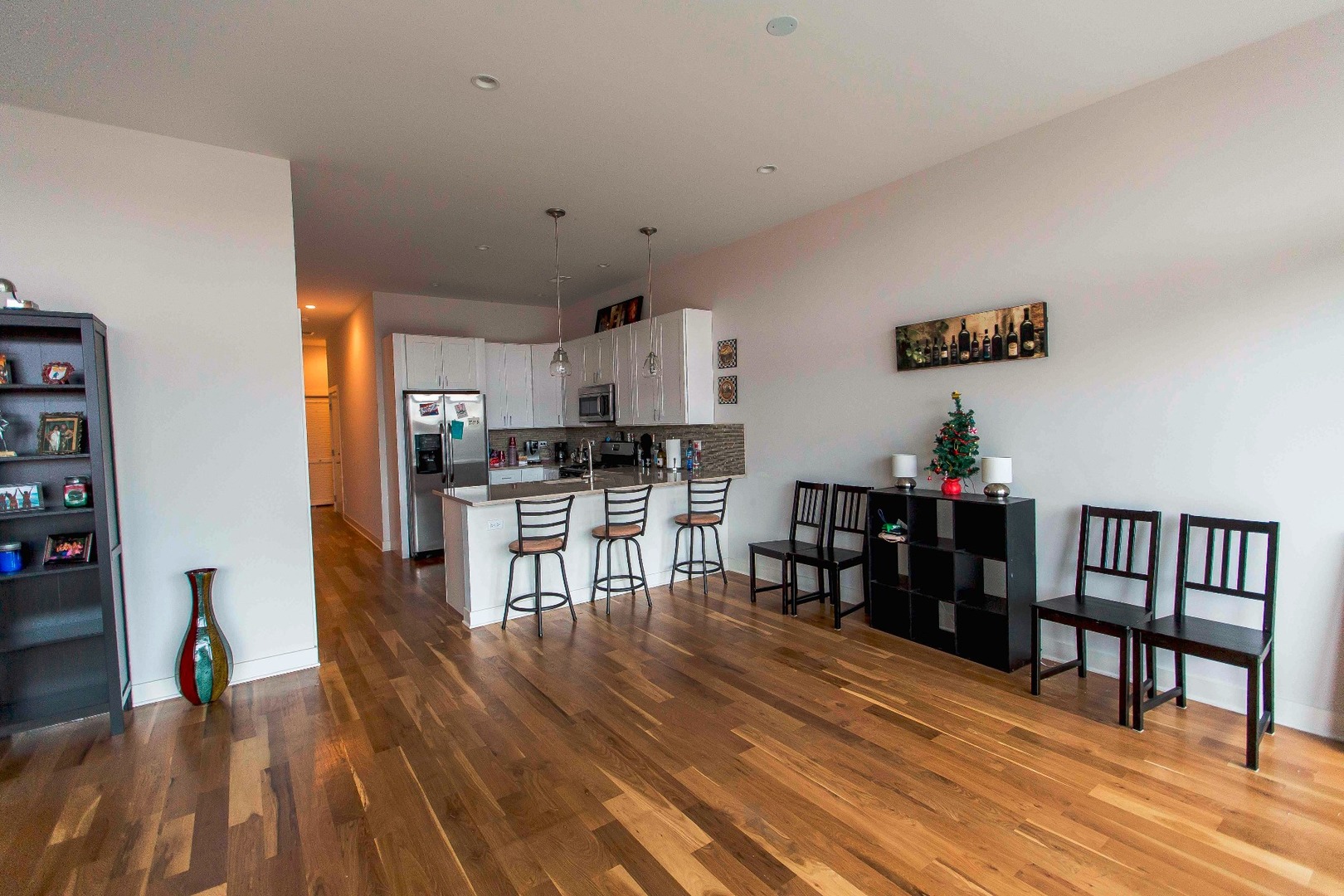 3651 N Southport Avenue Unit: 2