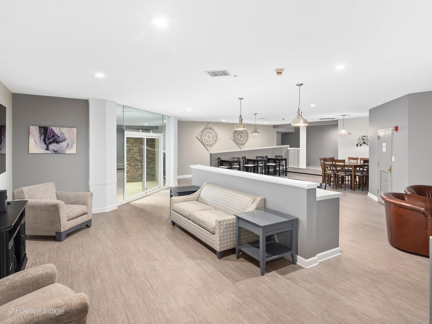 120 Lakeview Drive Unit: 417