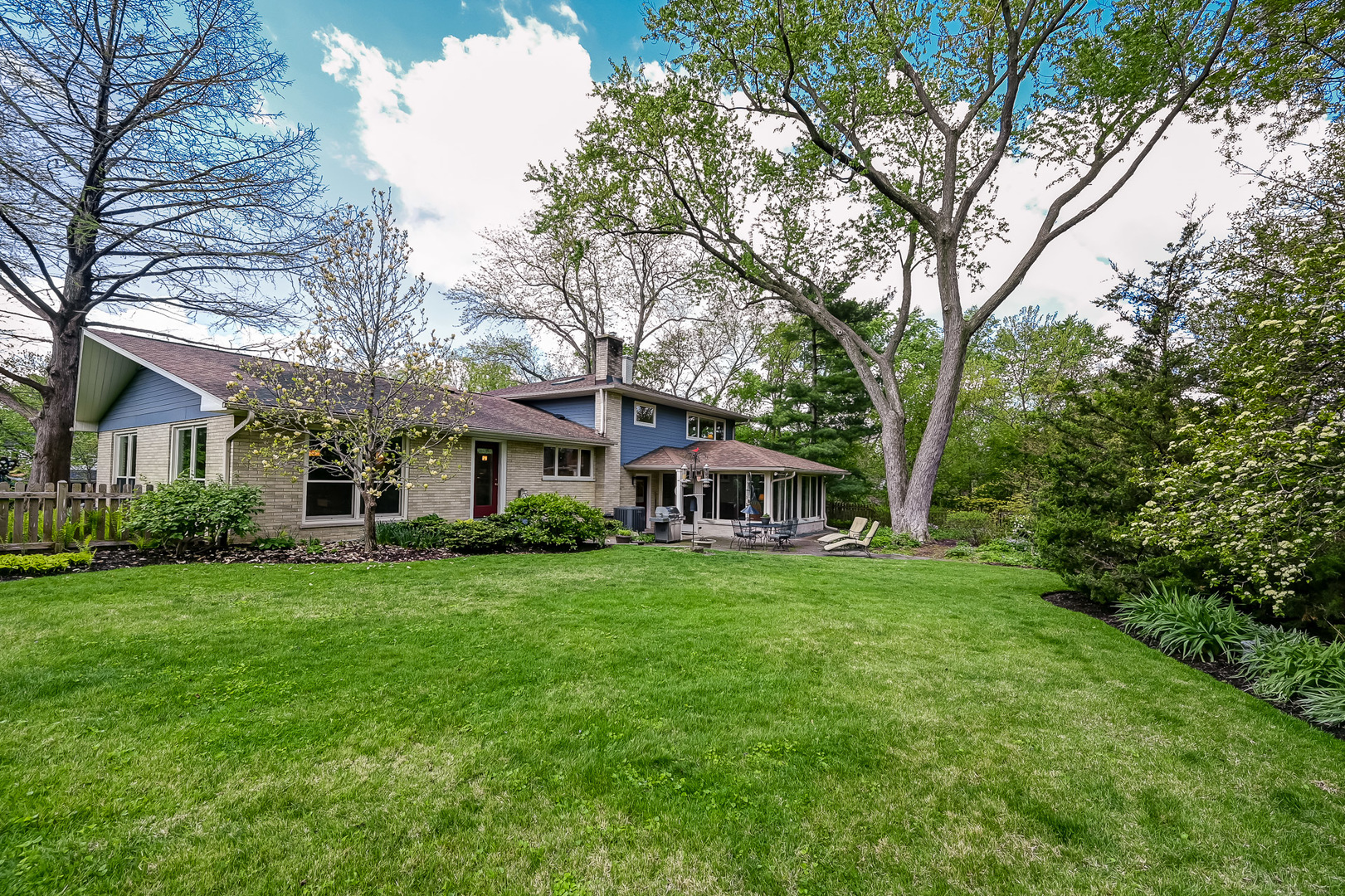 629 W Elm Street