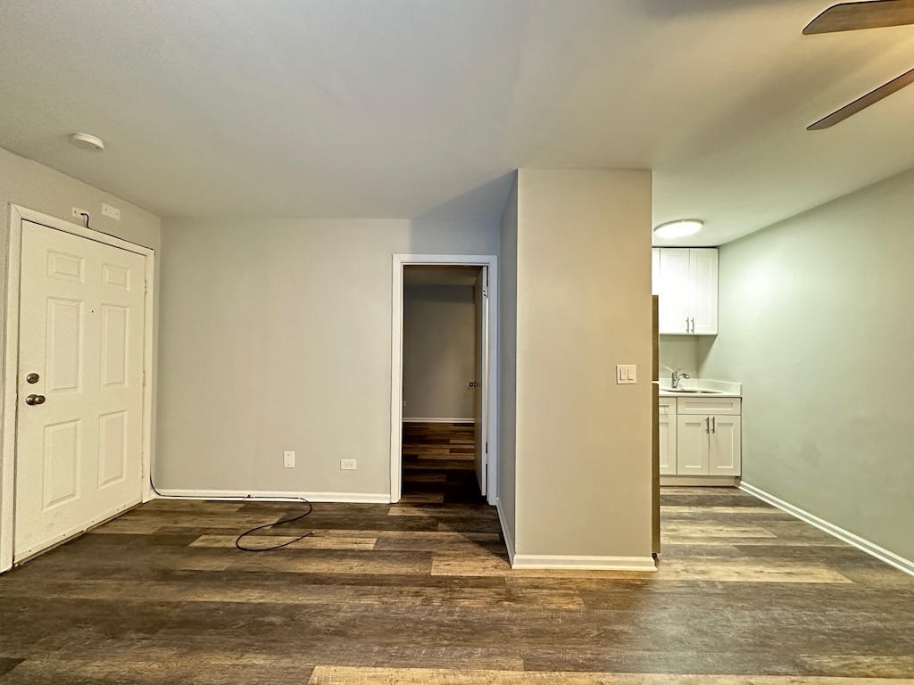 4543 N Dover Street Unit: 2C
