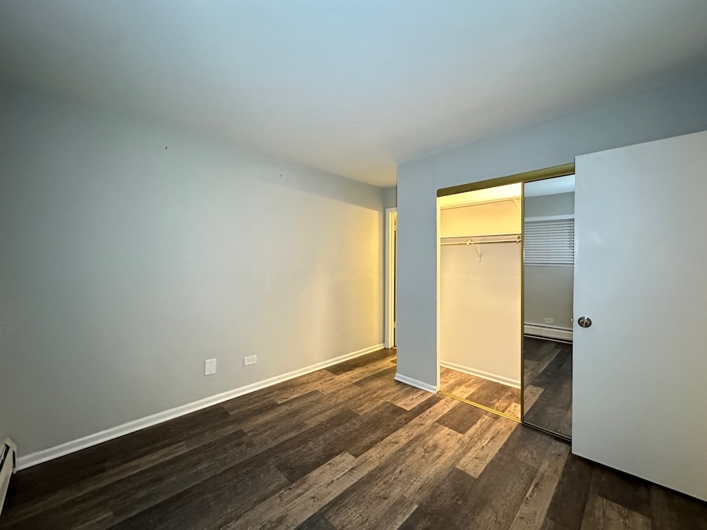 4543 N Dover Street Unit: 2C