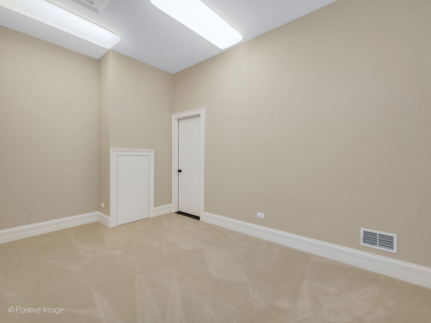 431 Woodland Park Court