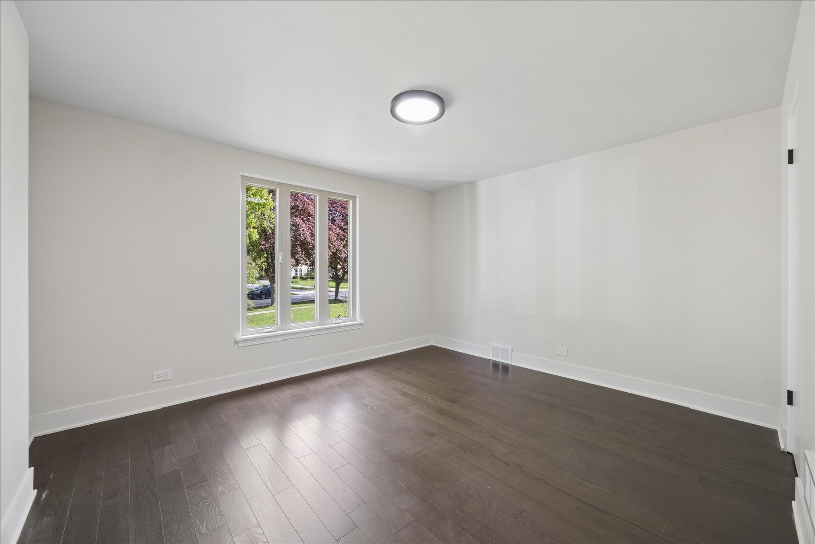 33 Chestnut Avenue