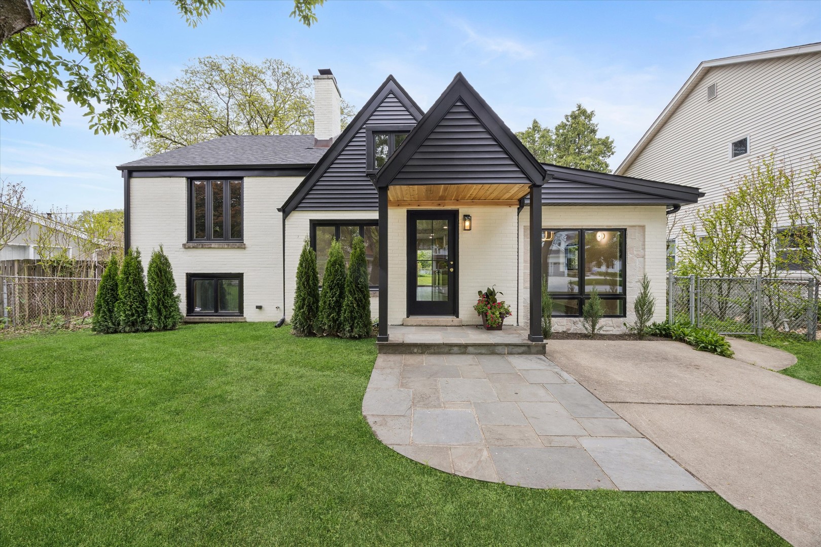 33 Chestnut Avenue