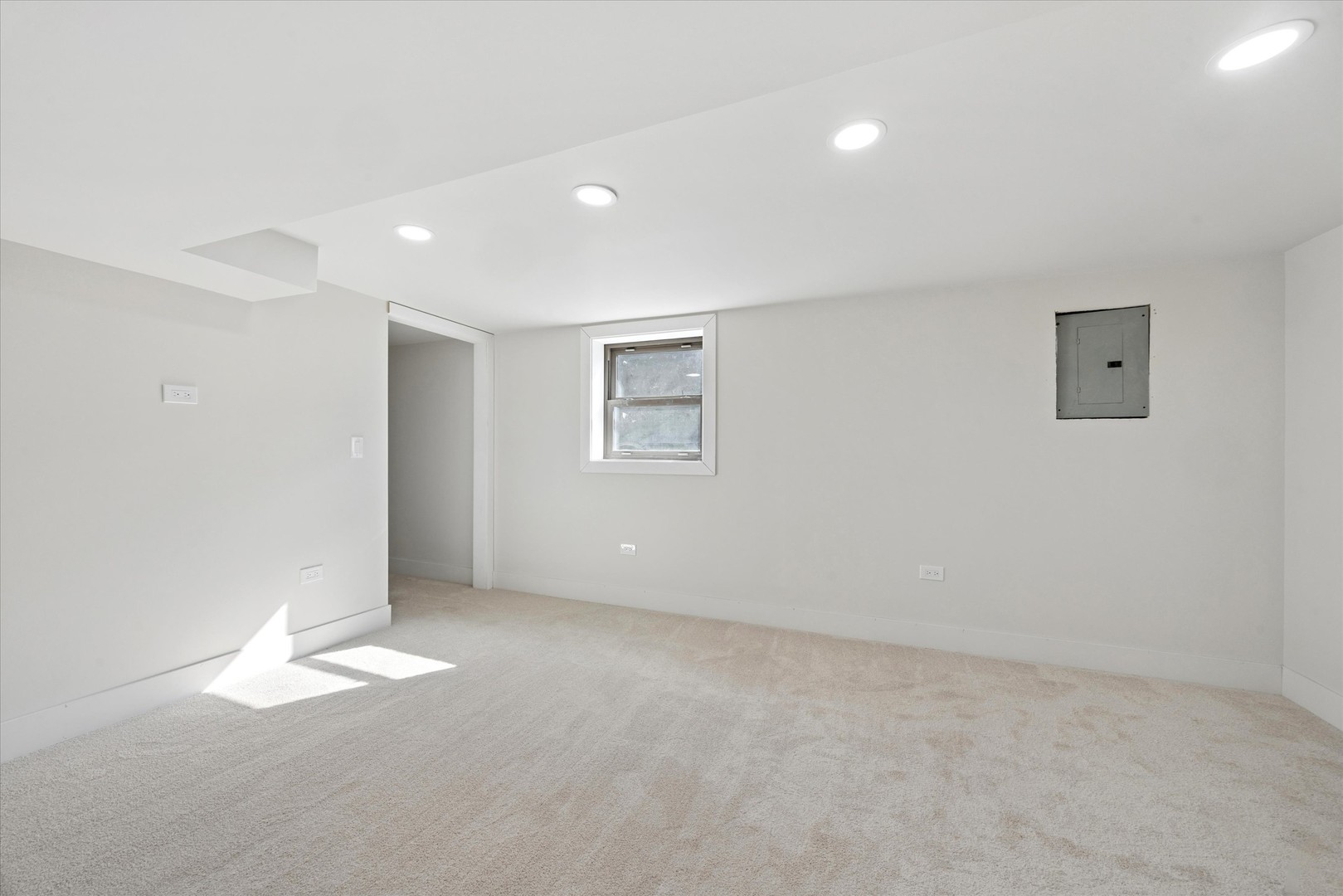 33 Chestnut Avenue