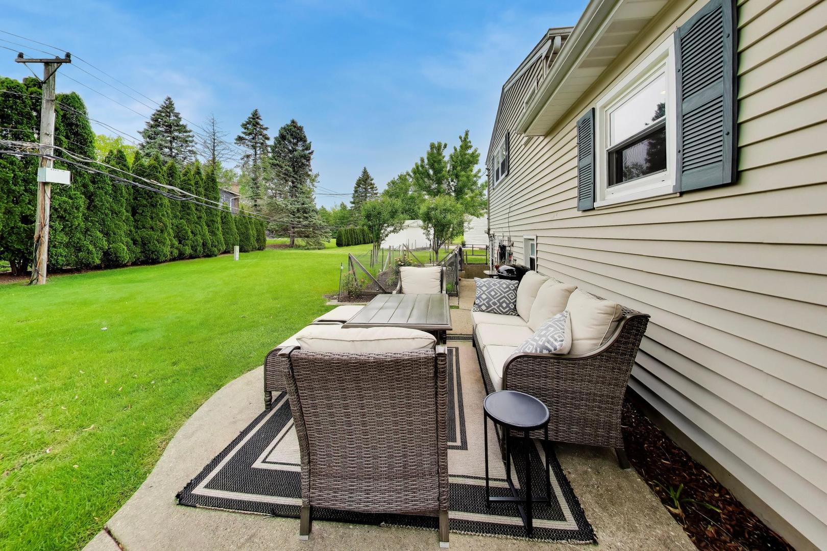 1316 W Plymouth Court