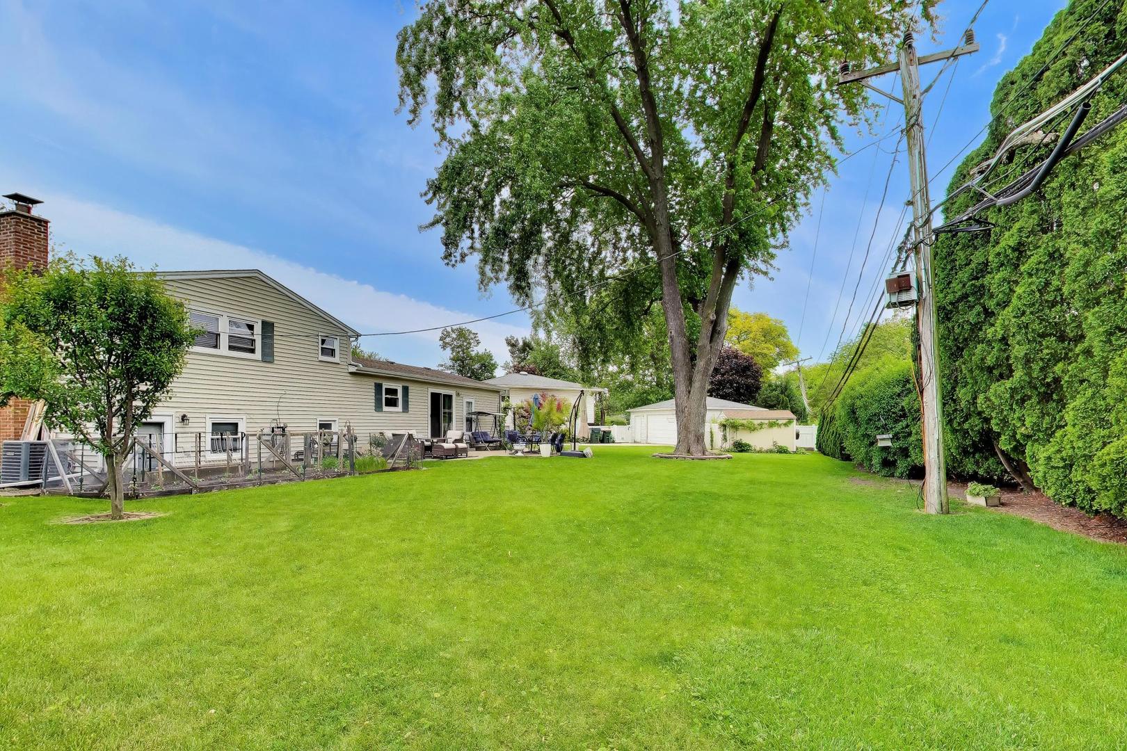 1316 W Plymouth Court