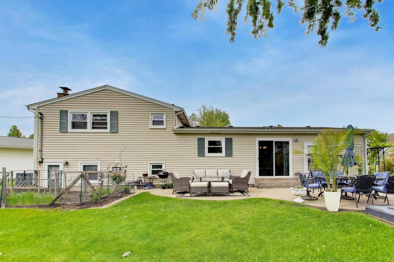 1316 W Plymouth Court