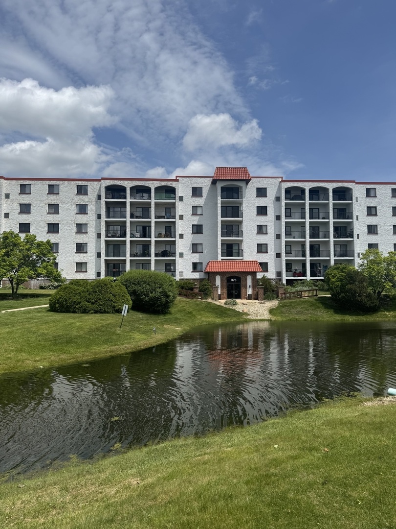 375 Plum Creek Drive Unit: 402