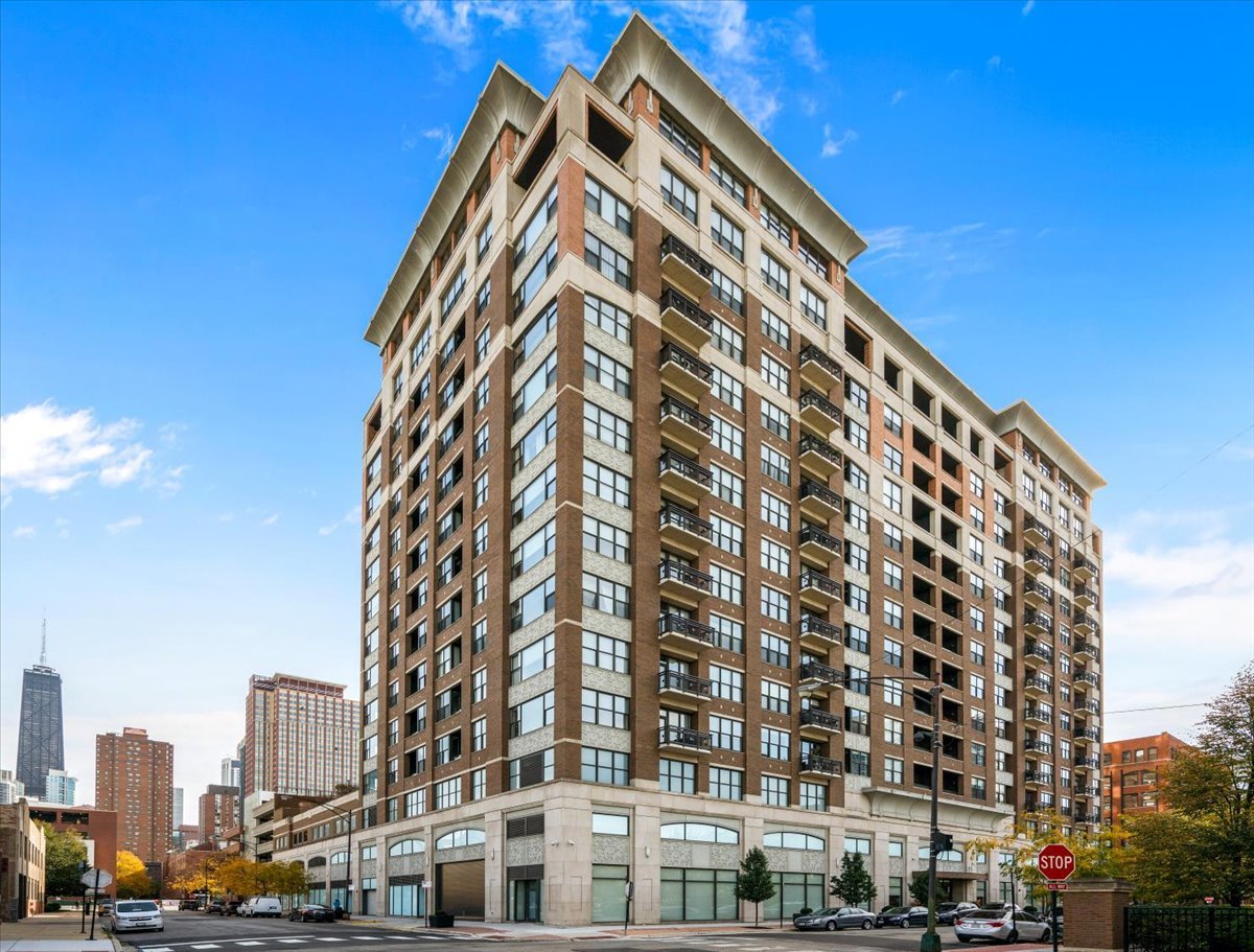 849 N Franklin Street Unit: 509