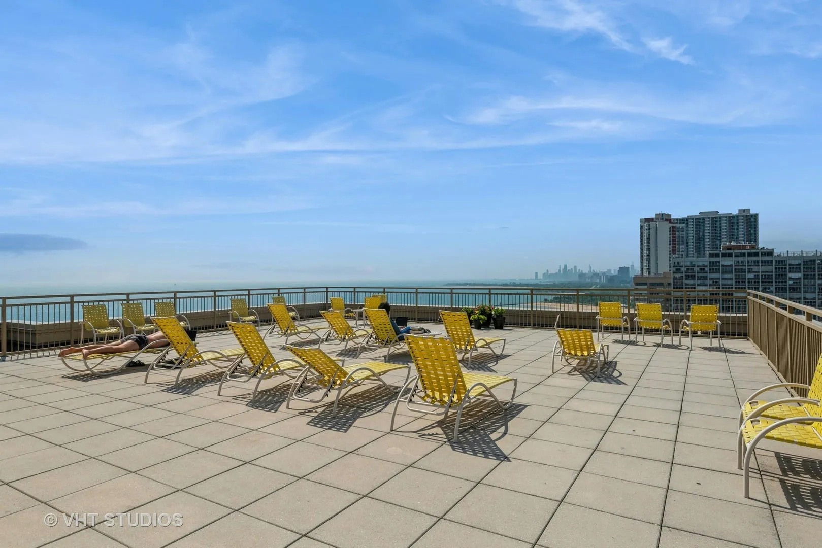 6301 N Sheridan Road Unit: 10r