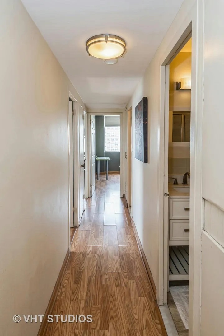 6301 N Sheridan Road Unit: 10r