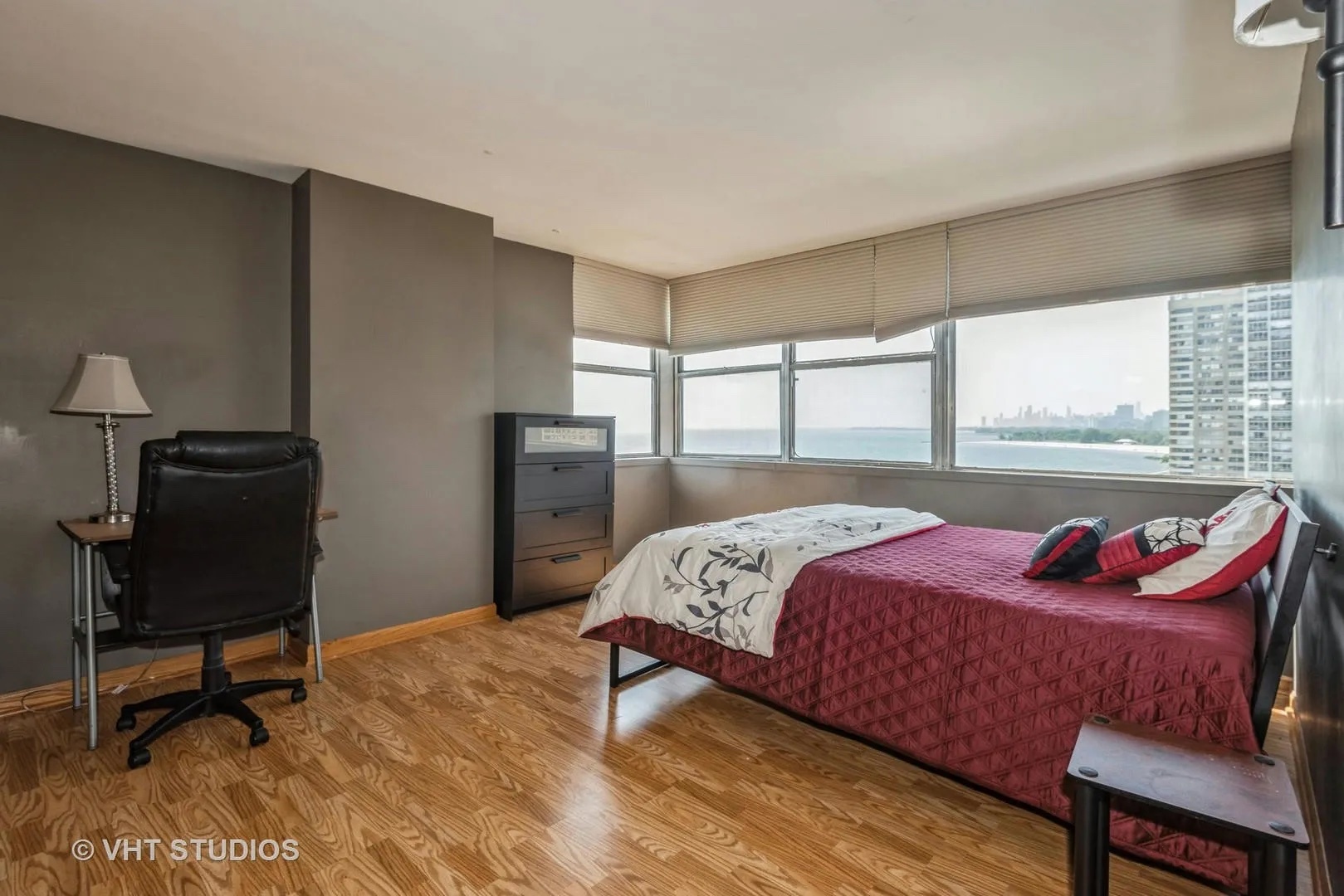 6301 N Sheridan Road Unit: 10r