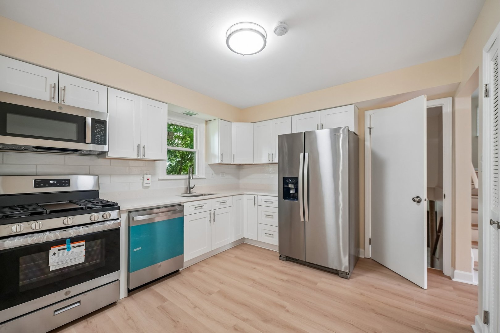 5112 Main Street