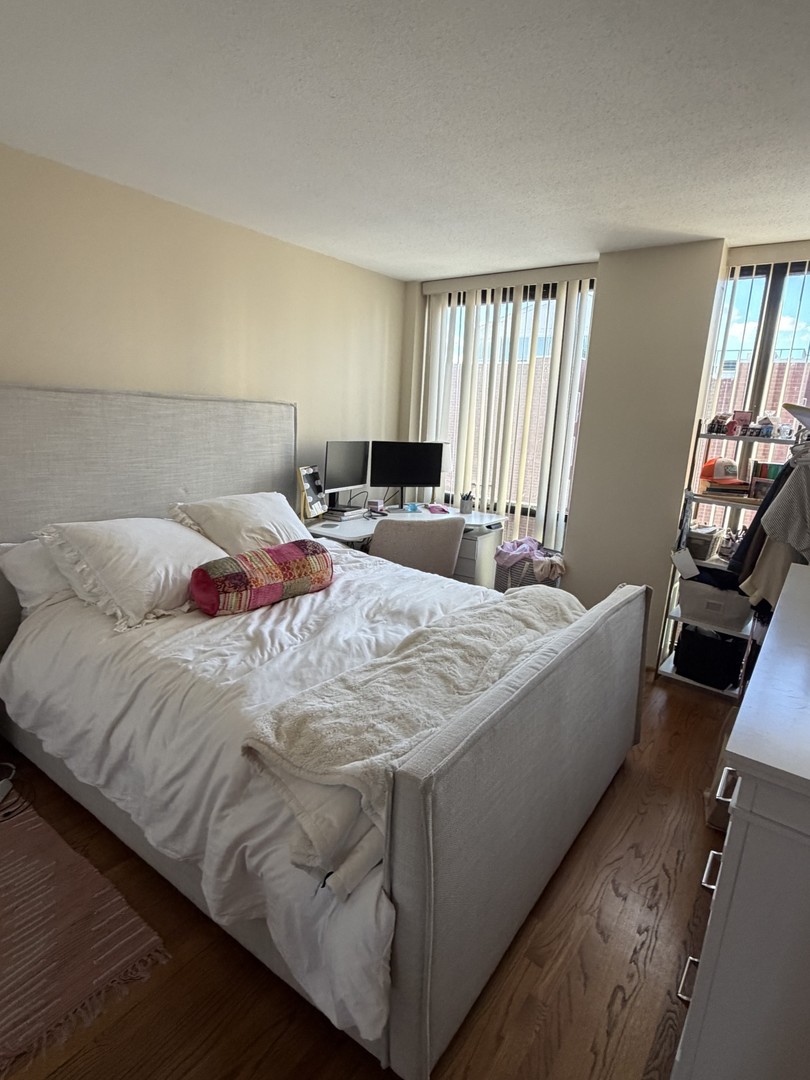 1309 N Wells Street Unit: 705