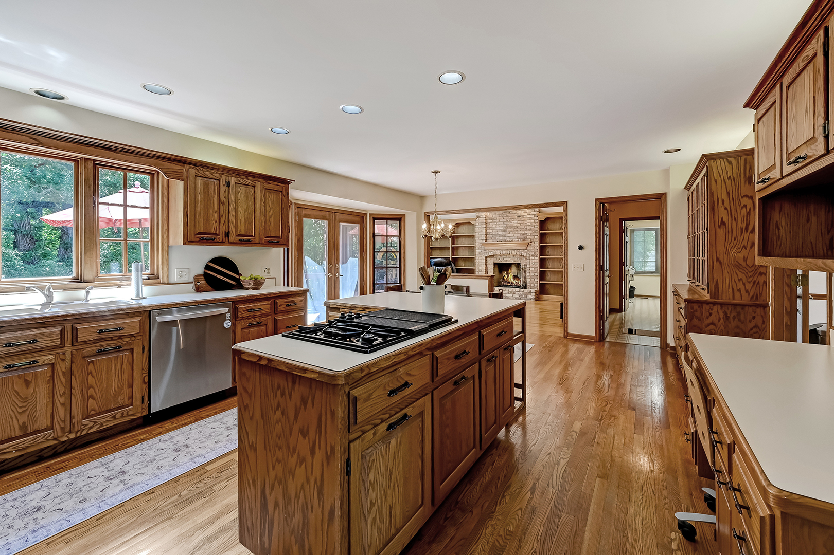 8701 LAKE RIDGE Drive