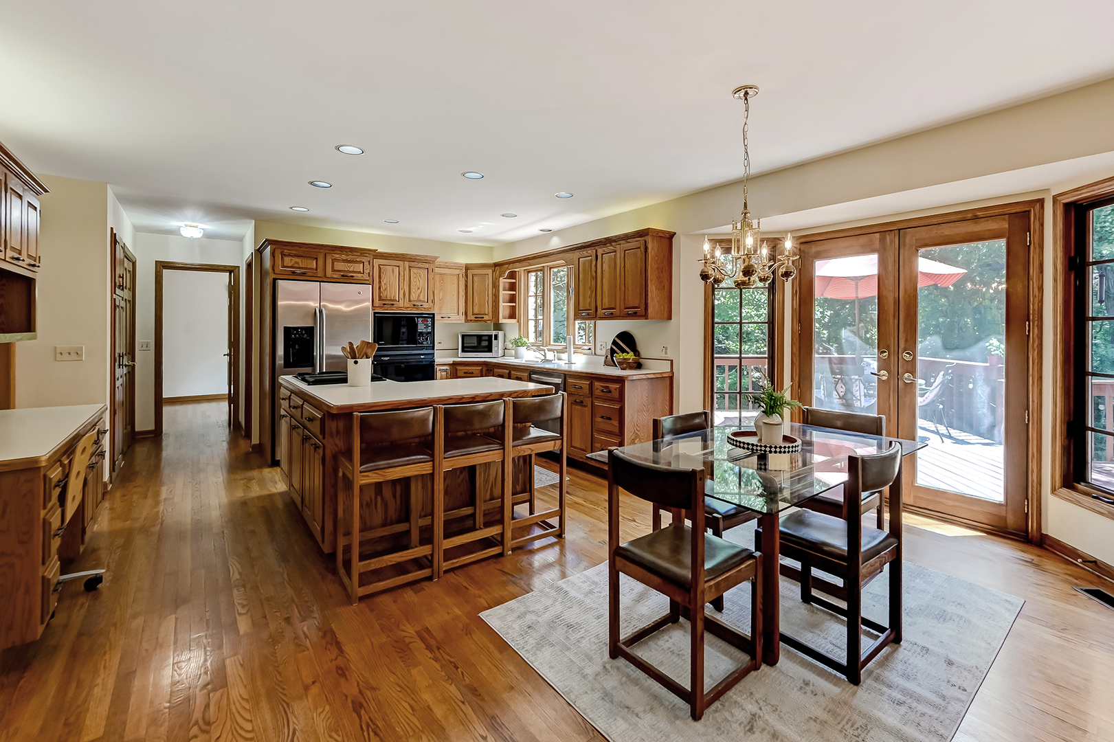 8701 LAKE RIDGE Drive