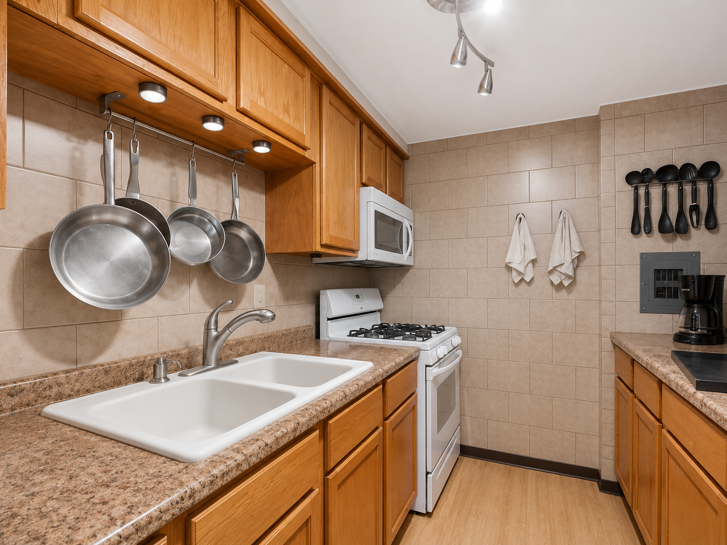 11036 S Kilpatrick Avenue Unit: 2NW