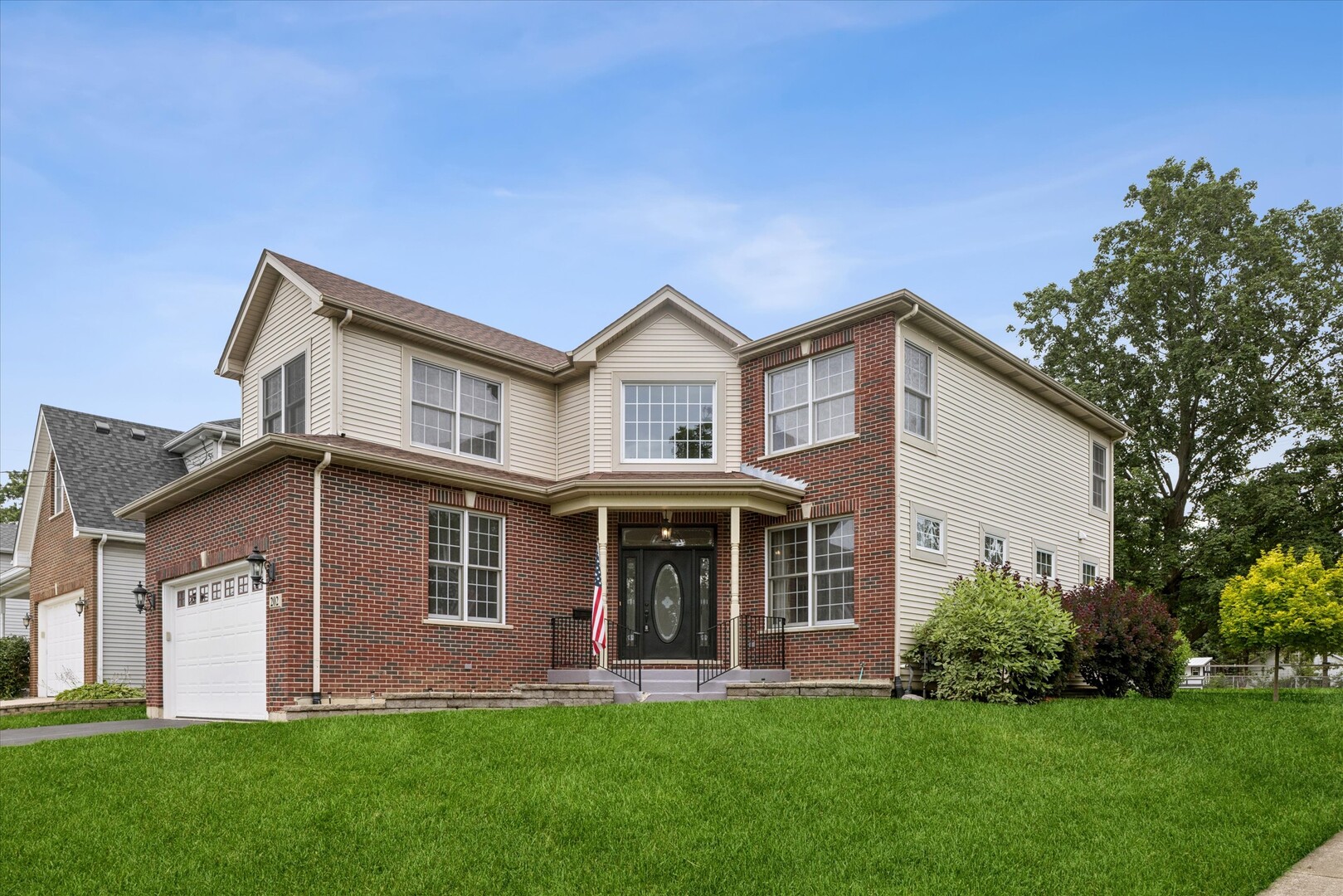 202 W Willow Street