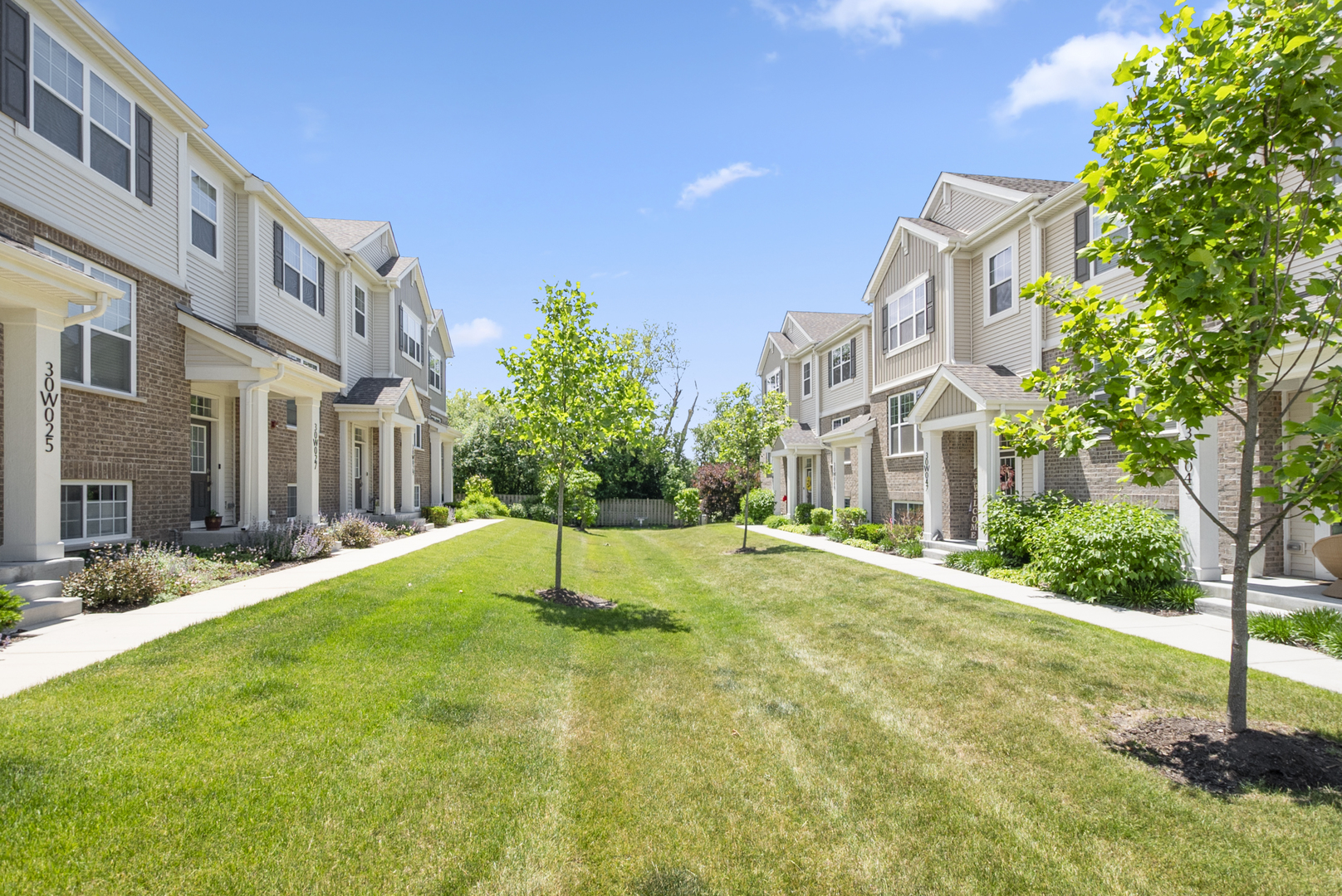 30W047 Brayman Court