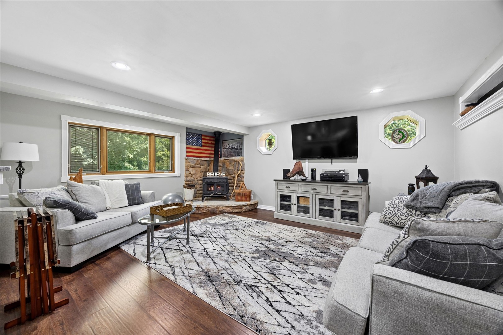 4433 Brittany Drive