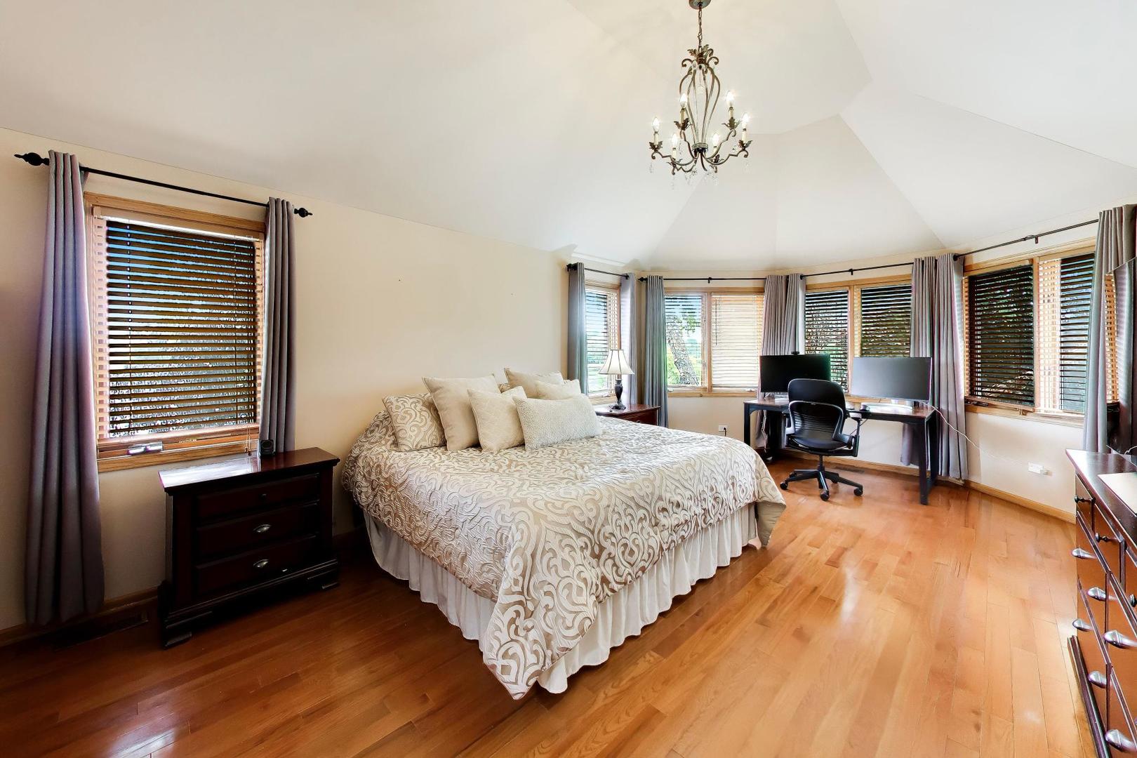 1110 BLUE HERON Way