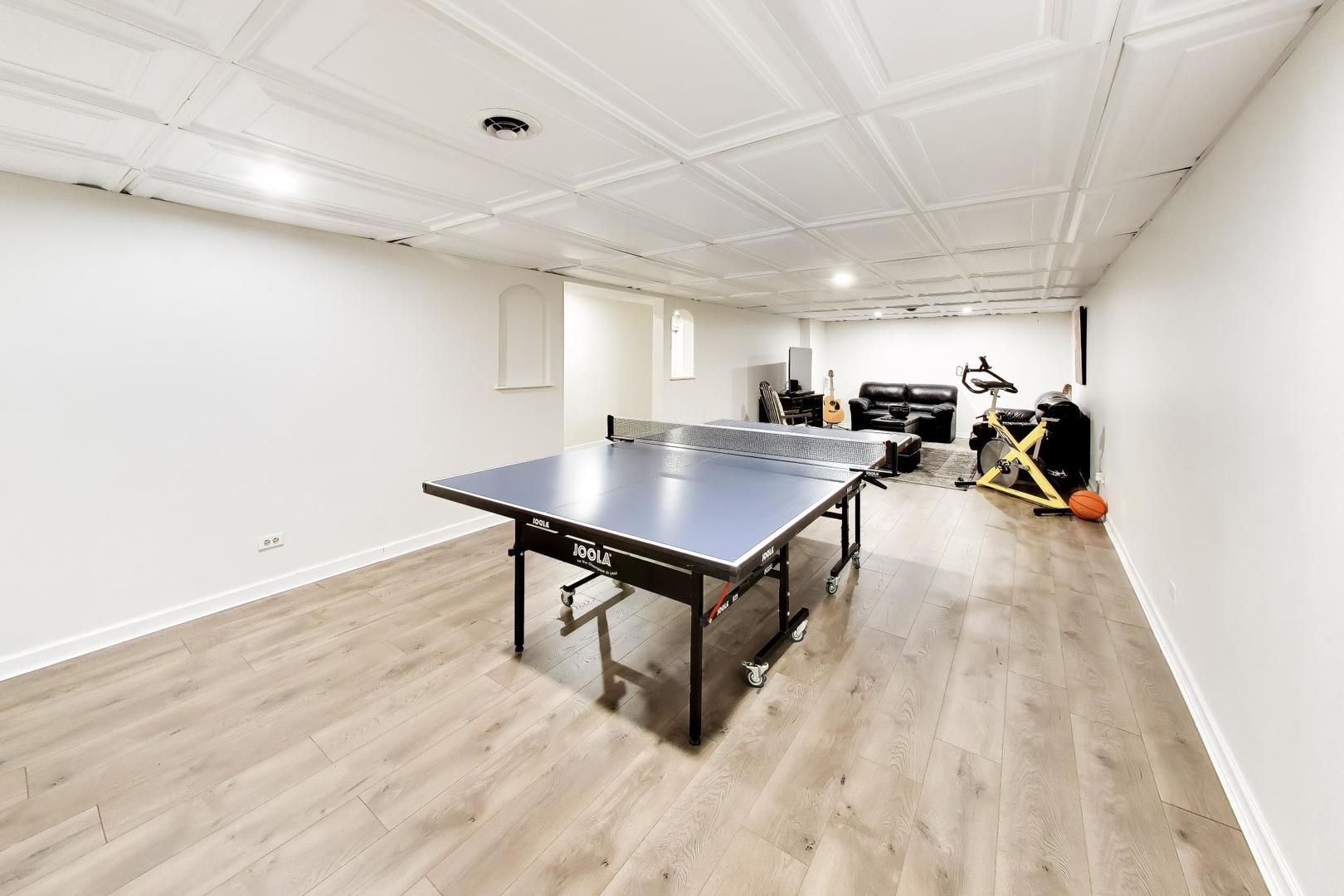 1110 BLUE HERON Way