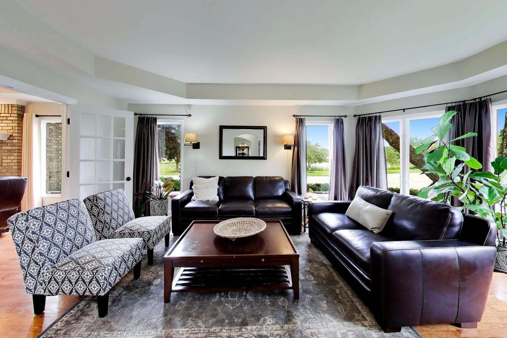 1110 BLUE HERON Way
