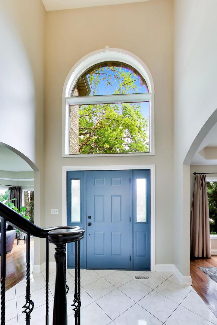 1110 BLUE HERON Way