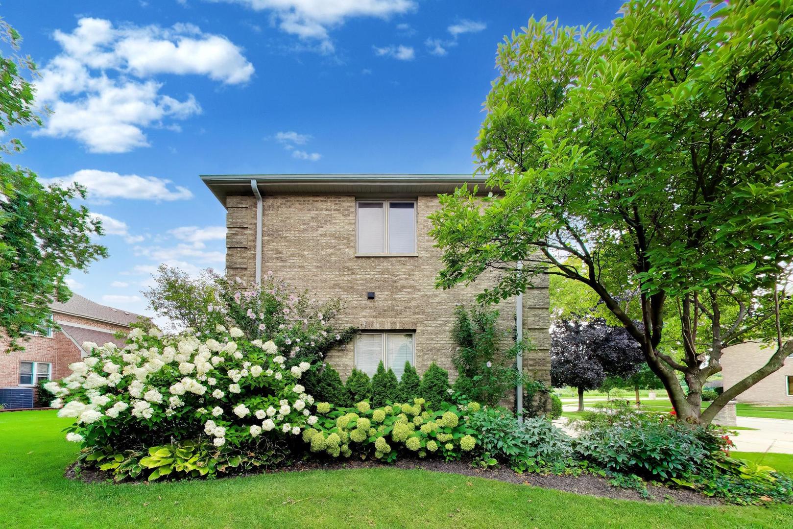1110 BLUE HERON Way