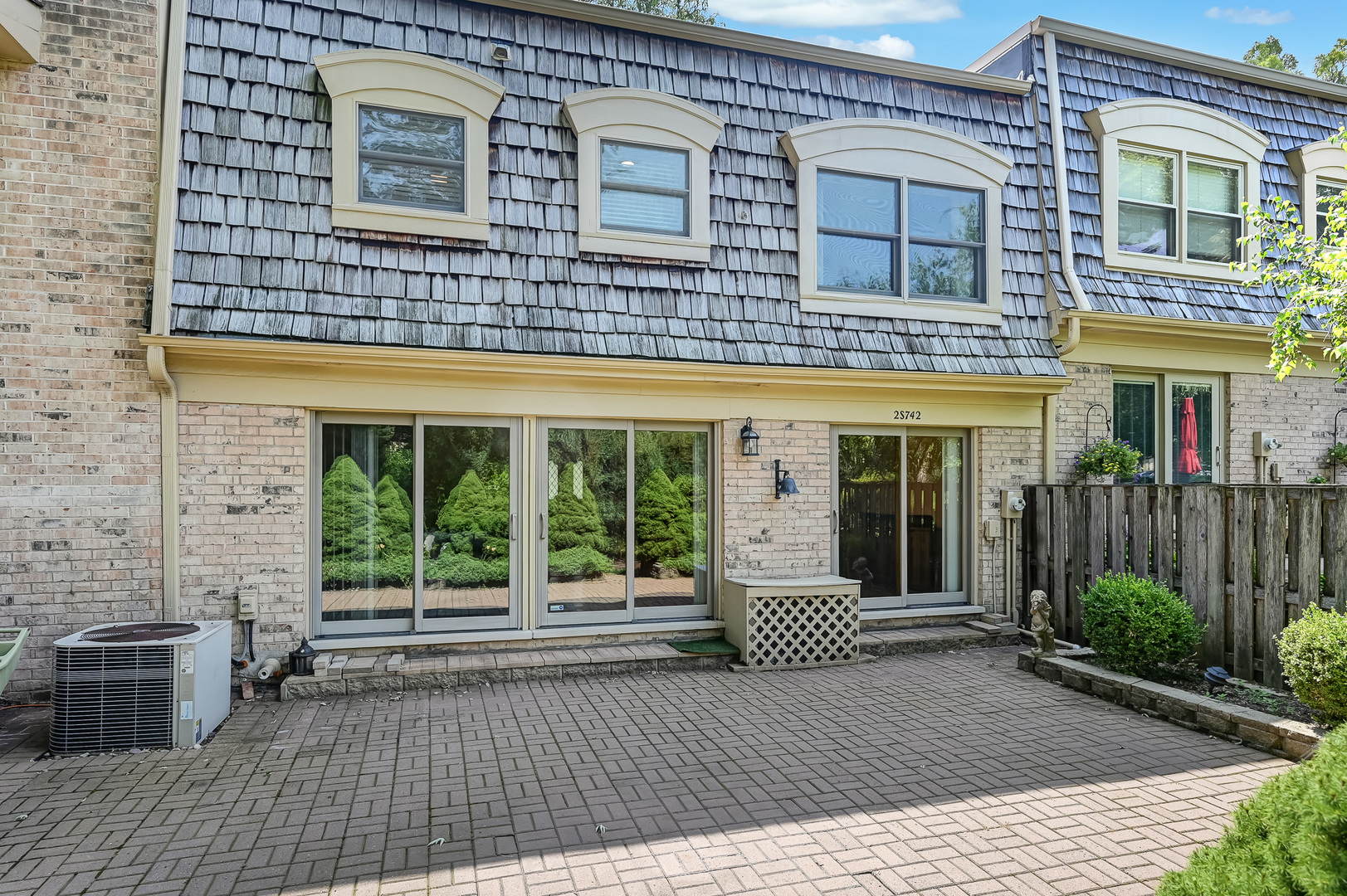2S742 Avenue Cherbourg
