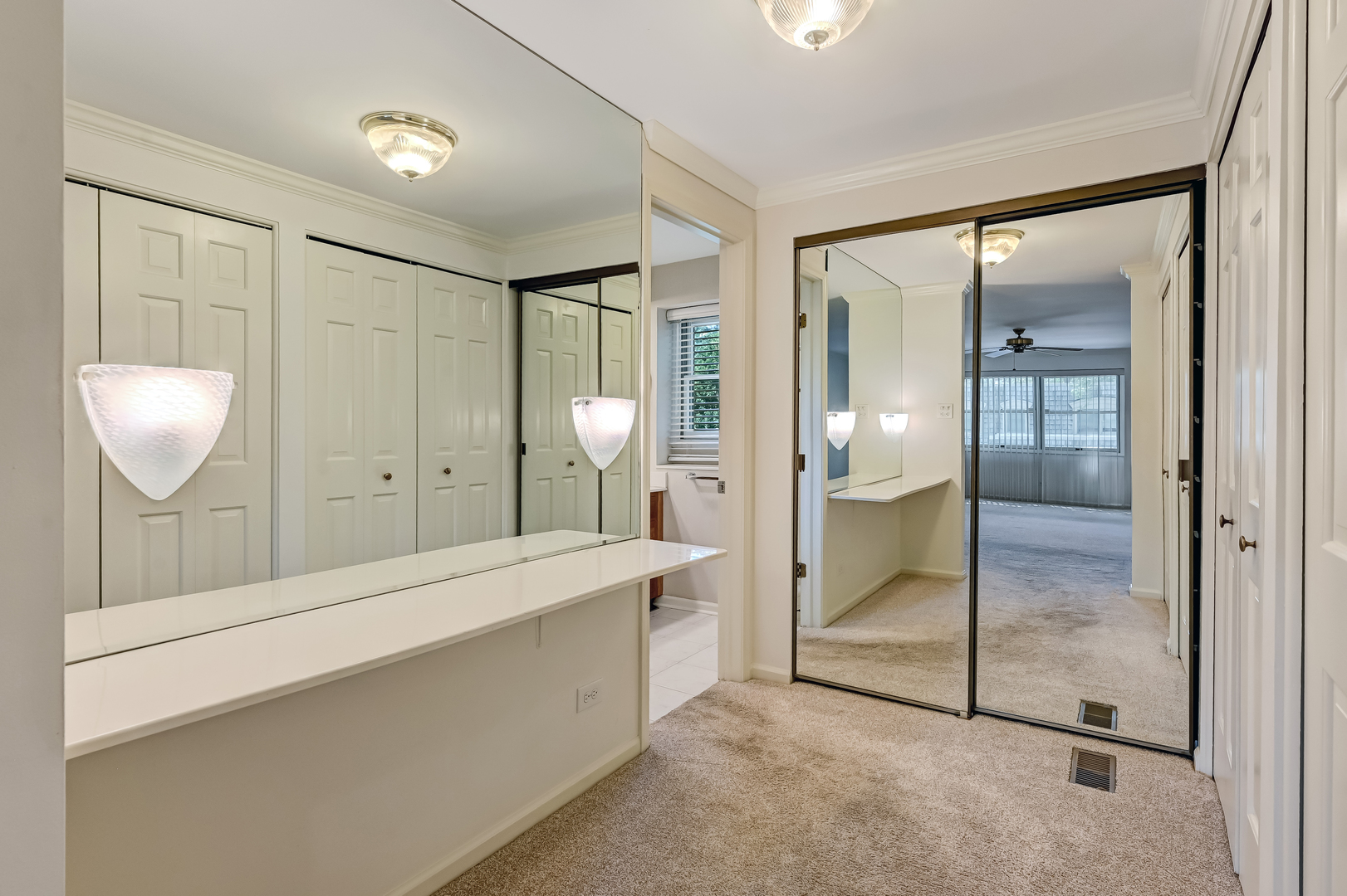 2S742 Avenue Cherbourg