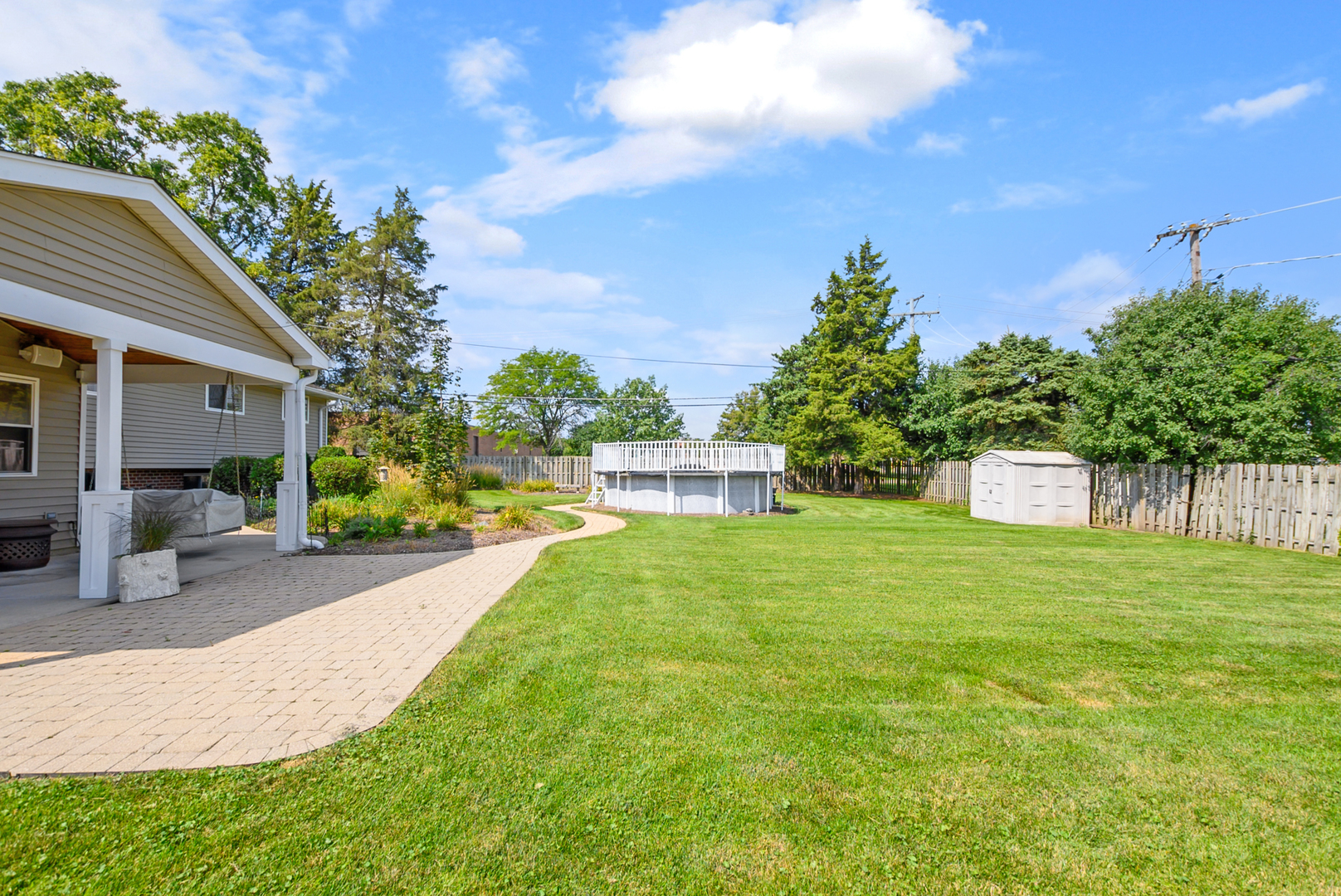 389 W Evergreen Lane