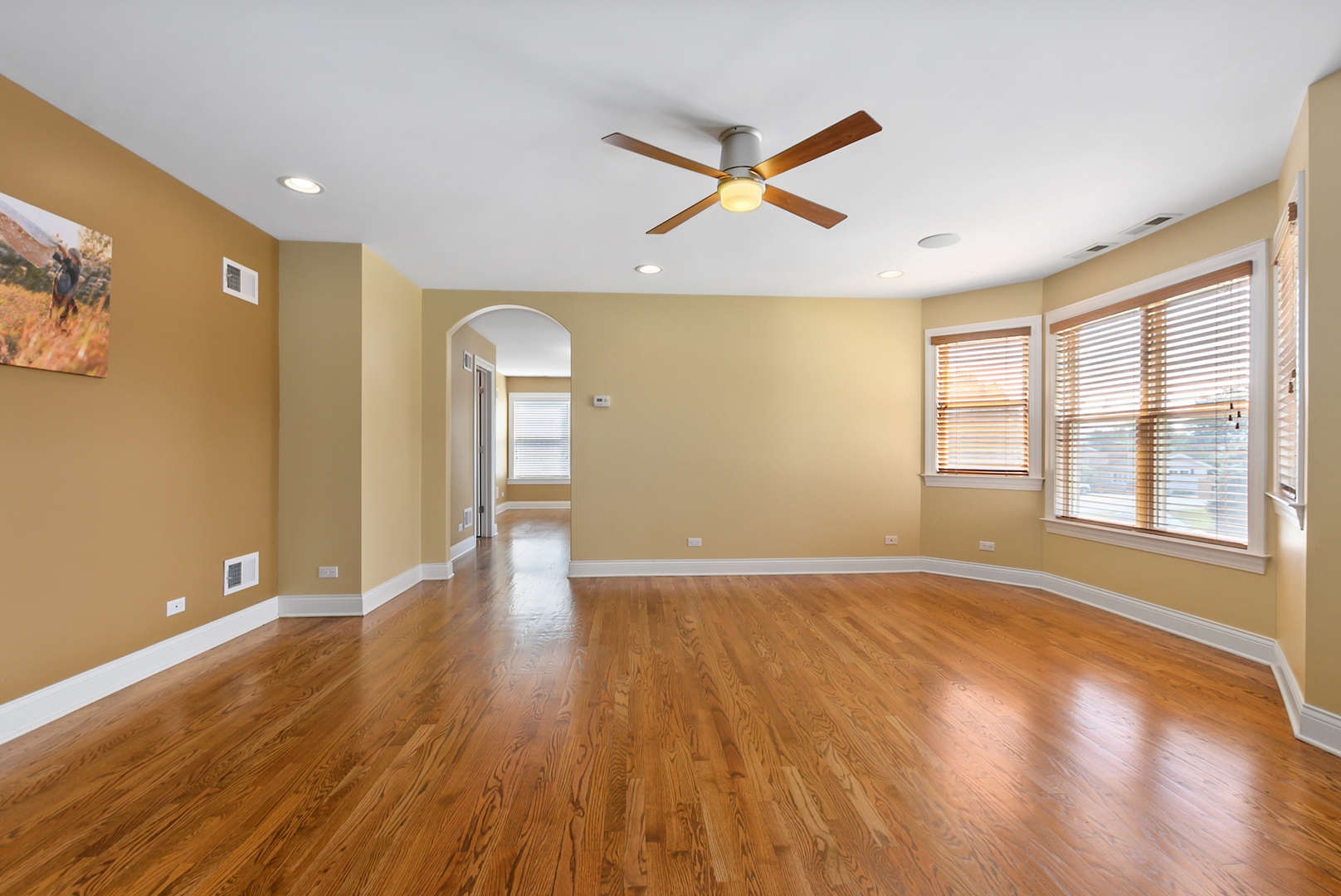 389 W Evergreen Lane