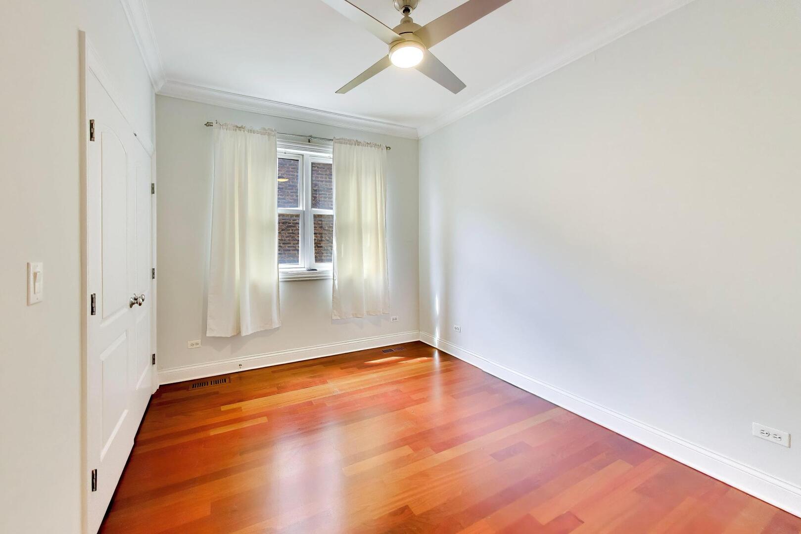 4309 N RICHMOND Street Unit: 2S