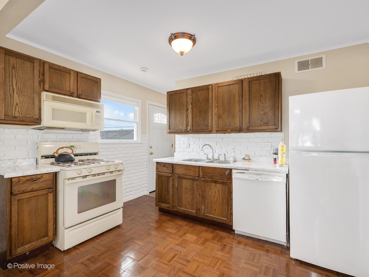 23 W Naperville Road