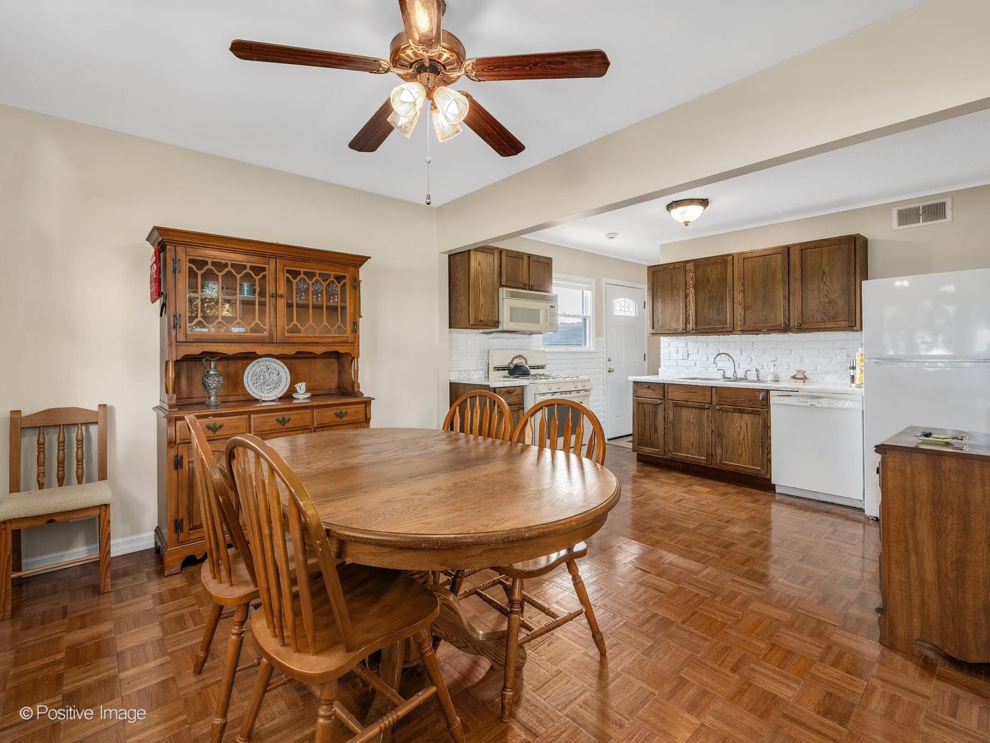 23 W Naperville Road