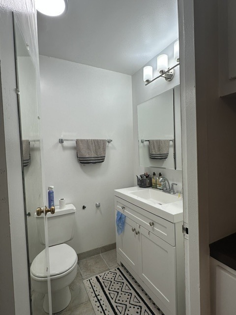 1 E Scott Street Unit: 1707