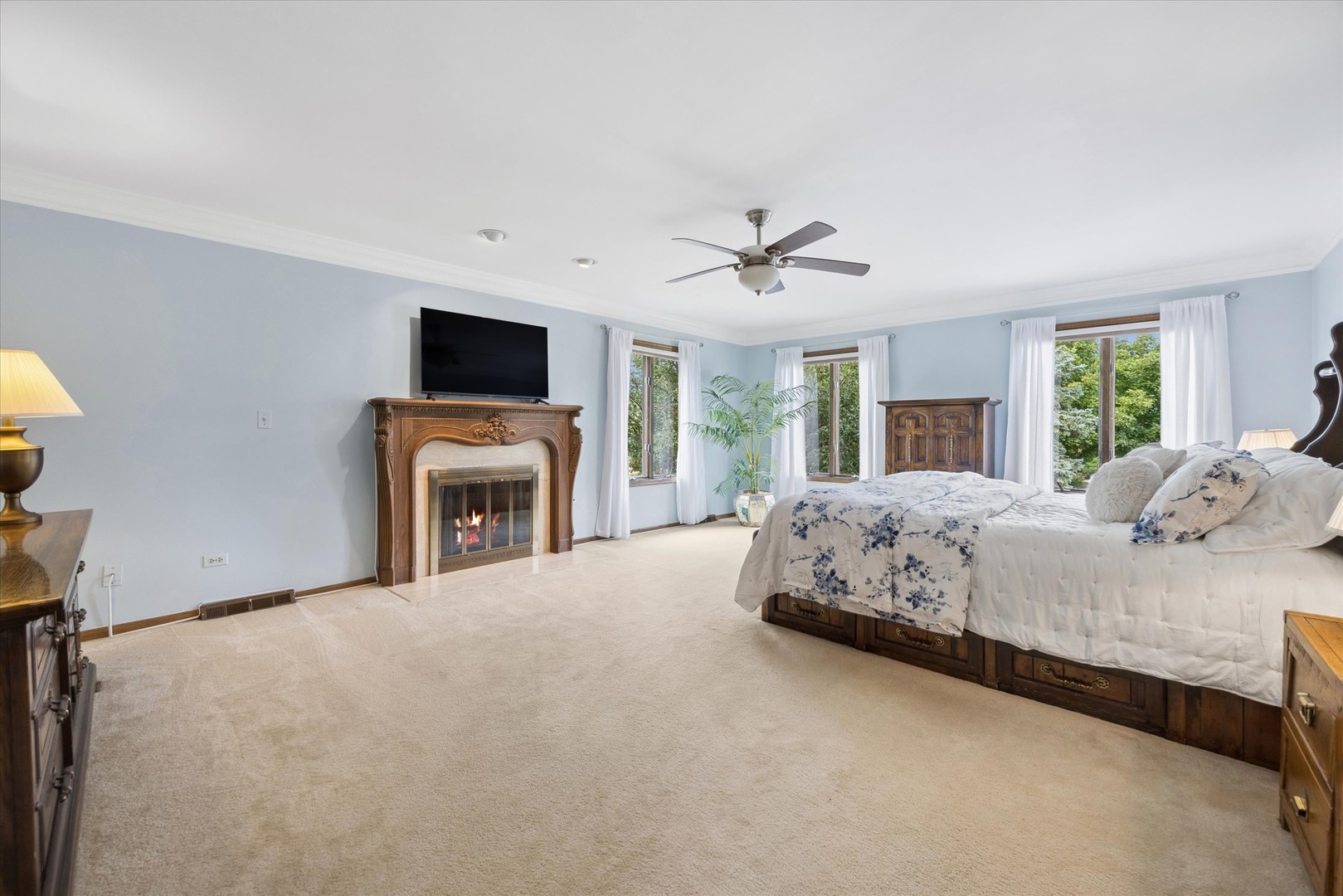 6001 Sedgley Court