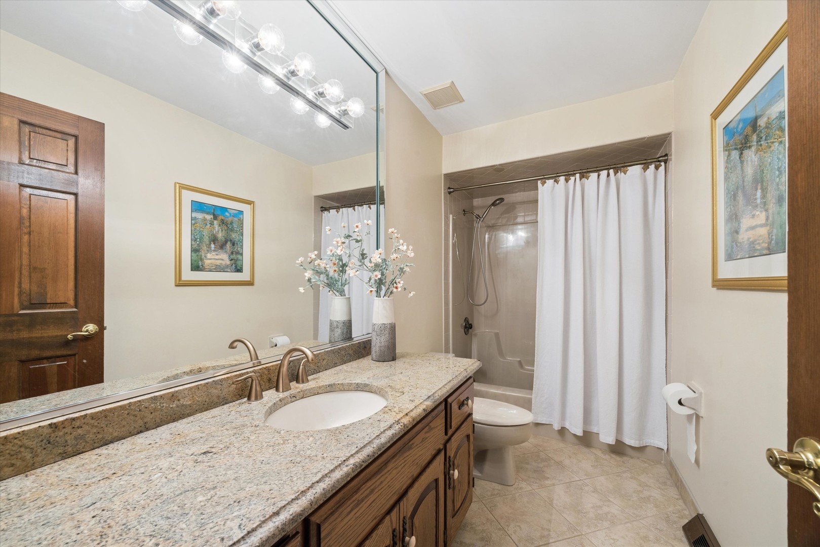 6001 Sedgley Court