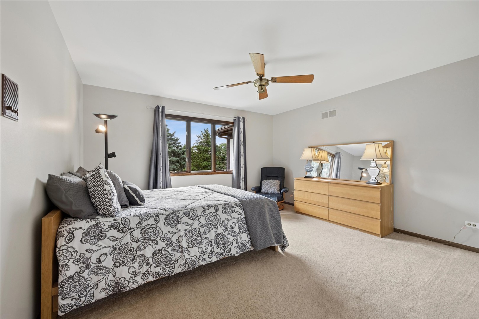 6001 Sedgley Court