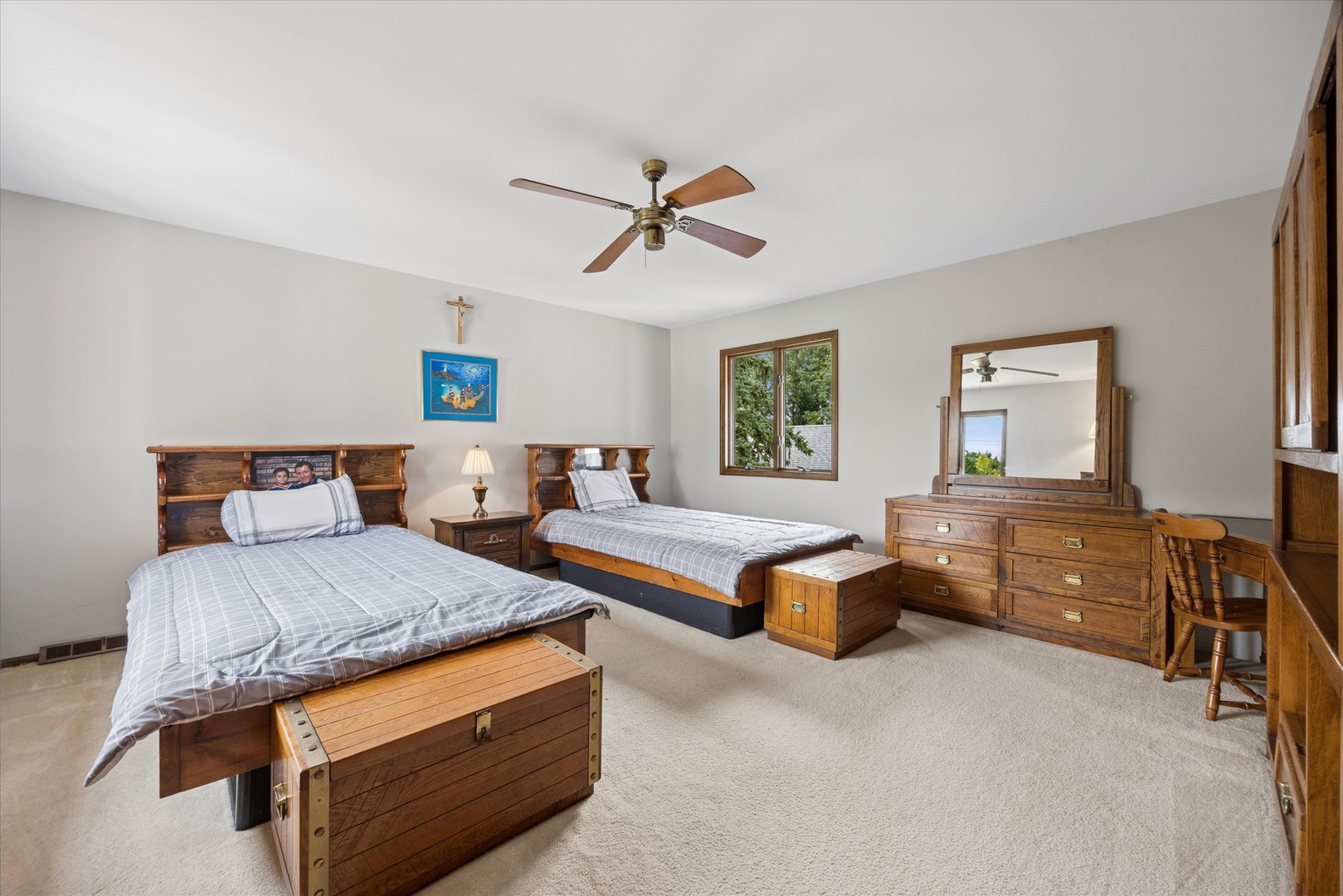 6001 Sedgley Court