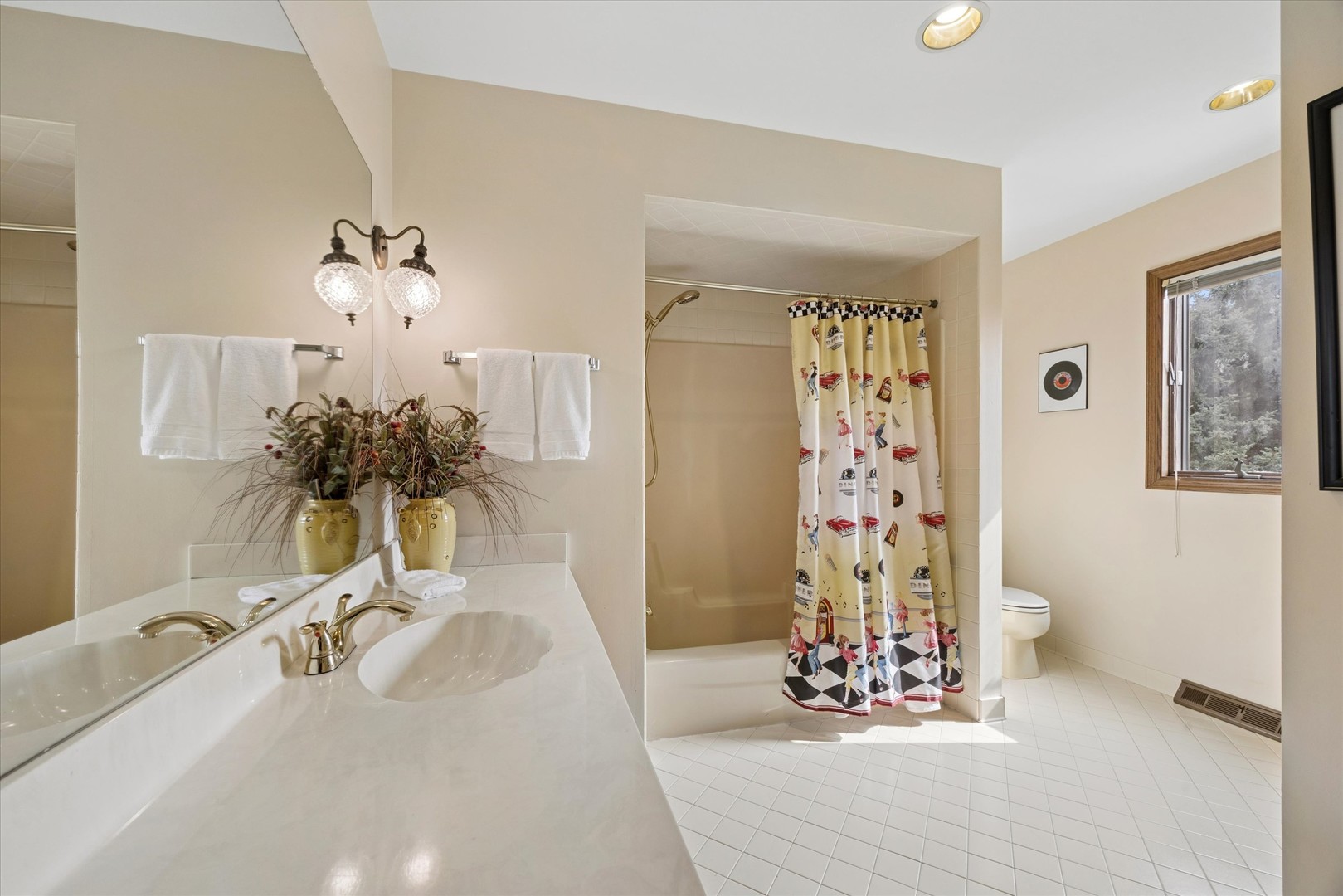 6001 Sedgley Court