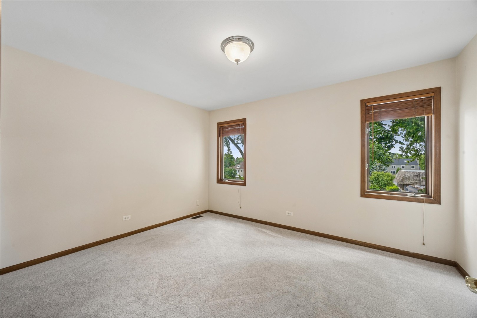 5711 Foxgate Lane