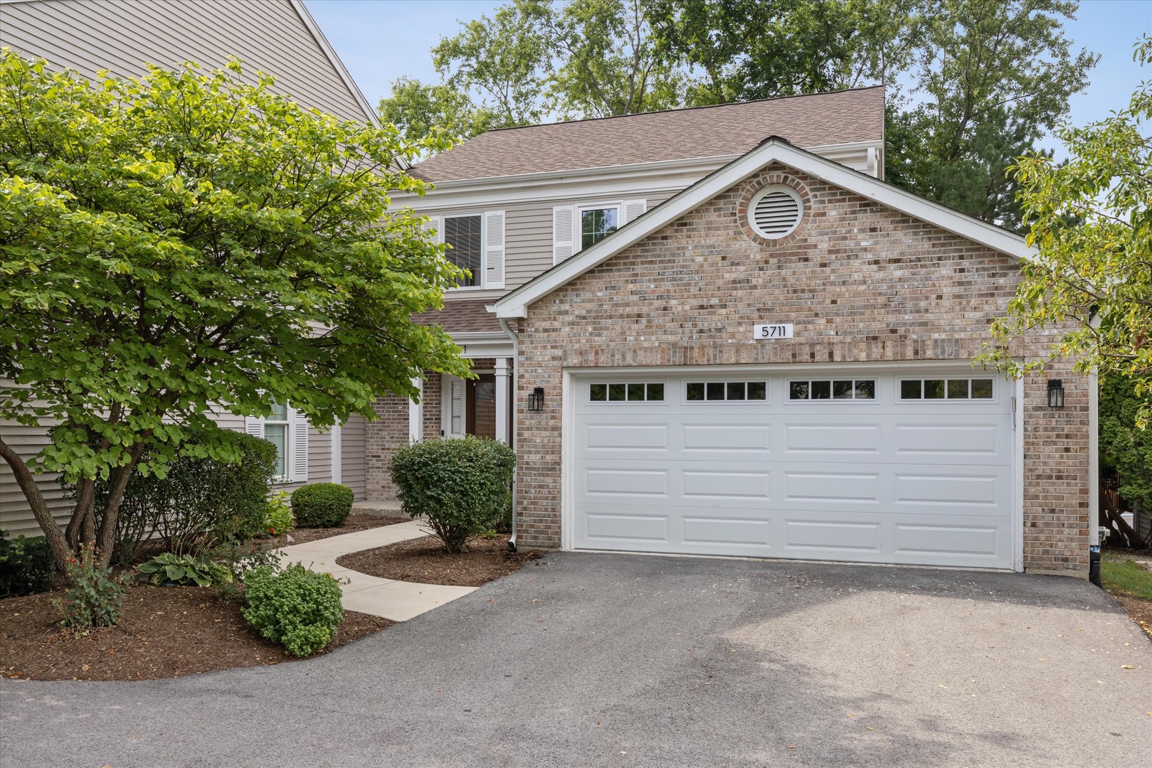 5711 Foxgate Lane