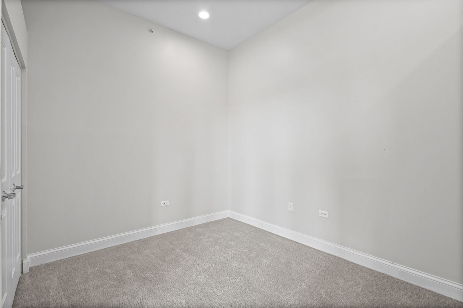 450 Village Center Drive Unit: 404